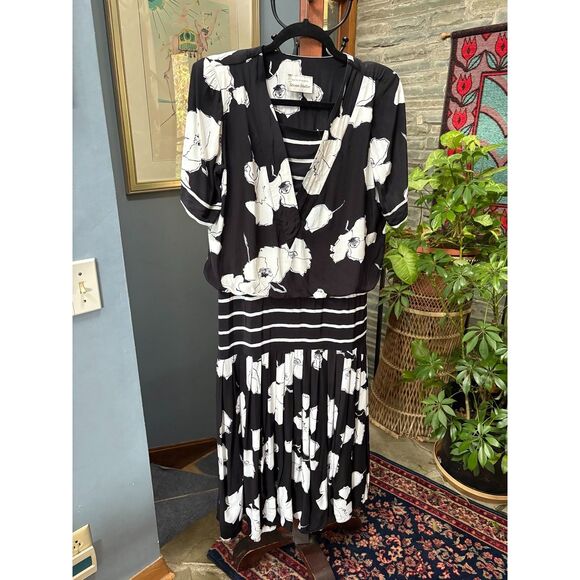 VTG Karin Stevens 100% Rayon Black and White Floral Midi Dress size 8 - Picture 2 of 13